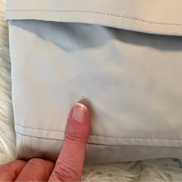 Izzy Cream Colored Double Breasted Jacket Peacoat Woman’s size Large Raincoat - Picture 13 of 13